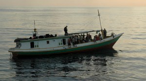 An asylum seeker boat stopped near Ashmore Reef Image source: World News Radio (Thea Cowie and Shalailah Medhora) via SBS